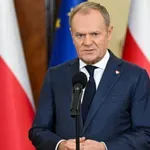 Туск плаши: Русия планира атака с дронове и ракети срещу съюзници на Киев