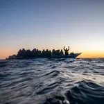 Мигрантите и бежанците в Европа намаляват, но много намират смъртта си по морските пътища