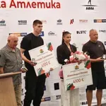 Познати лица са номер 1 в леката атлетика