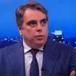 Асен Василев е като пакостлив бобър