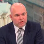 Владислав Панев: 50 евро еднократна помощ е капка в морето