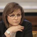 Нинова зове за масови протести срещу кабинета
