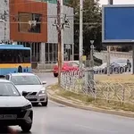 Ненормалник тръгна към лудницата по насрещното движение