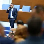КОНПИ подхваща Слави Василев заради петролна фирма на баща му