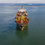 Каква е разликата между изключителна икономическа зона и териториални води