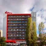 94-годишна жена чака над 7 часа за преглед в спешното на "Пирогов"