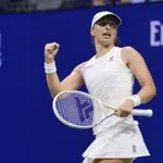 Ига Швьонтек е в топ 8 в Ухан