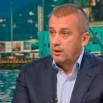 Транспортният министър обеща след 3 години да имаме наш кораб за издирване и спасяване на моряци