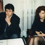КЪРВАВО, А НЕ ДУНАВСКО ХОРО: Сянката на 14-те войничета пак тегне над главнокомандващата