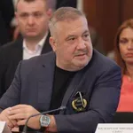Бивши служители на убития: Слави Бинев не спираше да шмърка кокаин!