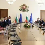 Радев обсъди с Google проекти в дигиталната инфраструктура на България
