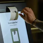 Вотът зад граница започна