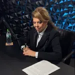 Йотова: Не съм си сменила фризьора