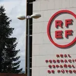 Трагичен инцидент с влак отложи 24 мача за Купата на Испания