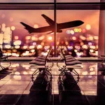 Десетки хиляди блокирани след масово спиране на полети