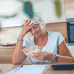 Пенсиите растат със 77 лева