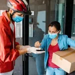 Ще отпадне ли наложеният платеж за плащане на пратки