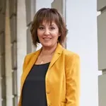 Избраха Мая Манолова за председател на КЗП
