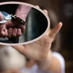 ОТВРАТИТЕЛНО! Обвиниха възрастен мъж за блудство с 12-годишно момиче