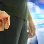 Мъж нападна екип на Спешна помощ-Варна, заби юмрук в лицето на шофьора