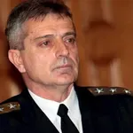 Началникът на отбраната напуска поста си!