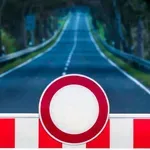 ИЗДУХА НИ: Силният вятър затвори пътищата до Алеко и Златните мостове!