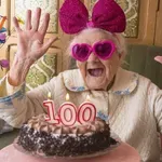 УАУ! Броят на столетниците в Япония надхвърли 100 000