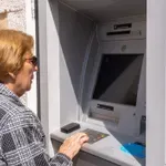 По-ранни декемврийски пенсии и 120 лв. коледна добавка