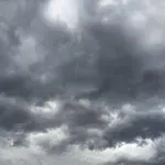 Антон Златанов: Лошото време не позволява евакуация на екипажа на танкера, заседнал край Ахтопол