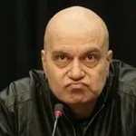 Слави Трифонов: Румен Радев страда от раздвоение на личността