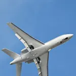 УЖАС НА ЛЕТИЩЕТО: Самолет излезе от пистата по време на кацане (СНИМКИ+ВИДЕО)