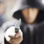 Тийнейджър е намушкан след разпра с гайдар на алеята във Варна