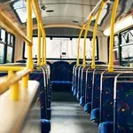 В ЖЕСТОКАТА ЖЕГА: Шофьор свали момче със специални потребности от автобус - изтекла му картата за пътуване