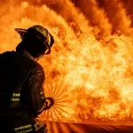 ТРАГЕДИЯ: Жена загина при пожар в столичен квартал!