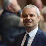 Тролове налазиха политиците