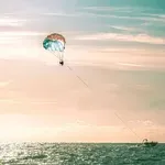 Свирка за всеки парашут на морето