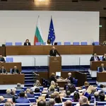 СЛЕД ПРОТЕСТИТЕ: Правителството подаде оставка!