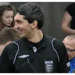 Български съдия дебютира Висшата лига в мач на Илия Груев