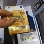 Българите ударно купуват евро