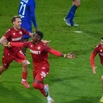 Една от най-важните работи на треньора – върна Ето'о в играта