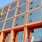 Документите на партиите за изборите вече пътуват служебно към ЦИК