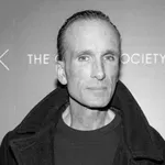 СВЕТЪТ НА КИНОТО СКЪРБИ: Питър Грийн почина на 60 години