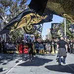 "Колежа чака" блокира кръстовище в Пловдив