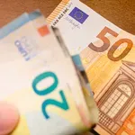 Фалшивите евро намаляват