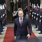 Радев предаде щафетата на Йотова! (ВИДЕО)