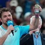Вавринка се сбогува с Australian Open с бира в ръка