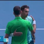 Драматичен обрат: контузия изпрати Джокович на полуфинал на Australian оpen