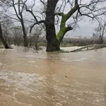 Порой заля пътища и превърна улици в реки в Петричко