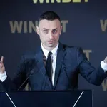 Бербатов отправи 18 въпроса към всички спортни федерации