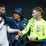 Дадоха Лудогорец - Левски на млад съдия